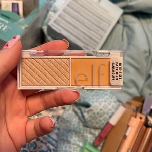 e.l.f. Face Duo Highlighter- Cantaloupe